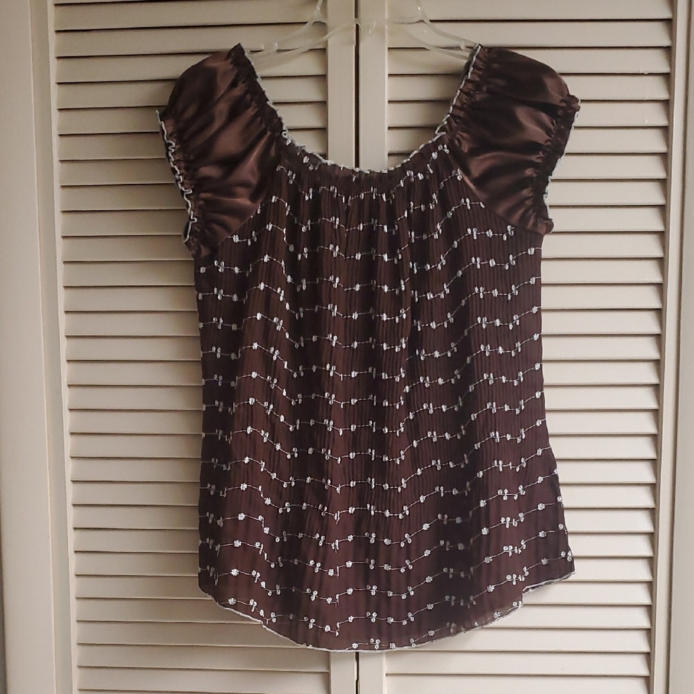 Chic Brown Women's Blouse with Puff Sleeves